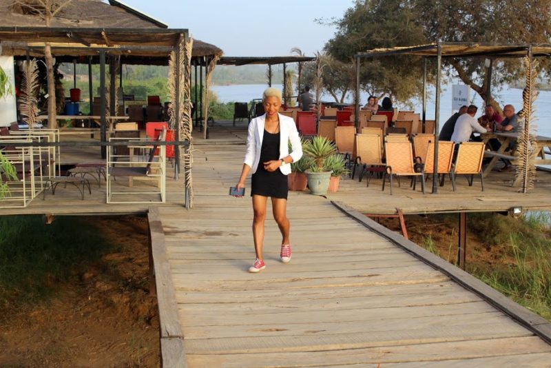 Moules, frites au Cap banga Un endroit à visiter à Niamey